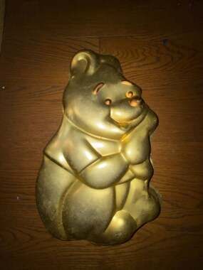 Vintage Wilton Disney Winnie the Pooh Gold-Tone Cake Baking Pan 515-401